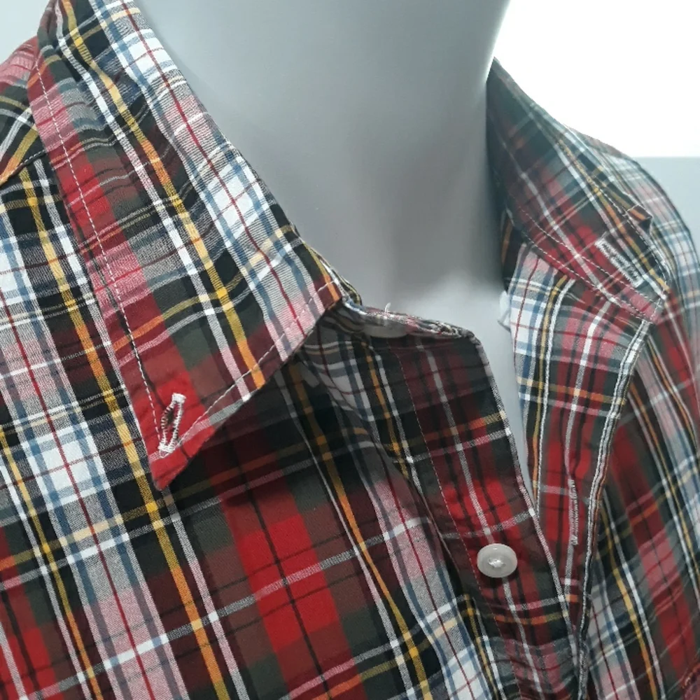 J. Crew mens green and red plaid cotton shirt. Large